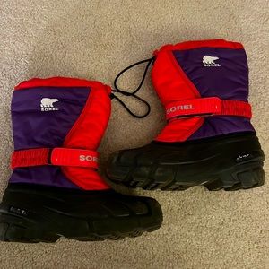 Sorel girls winter boots